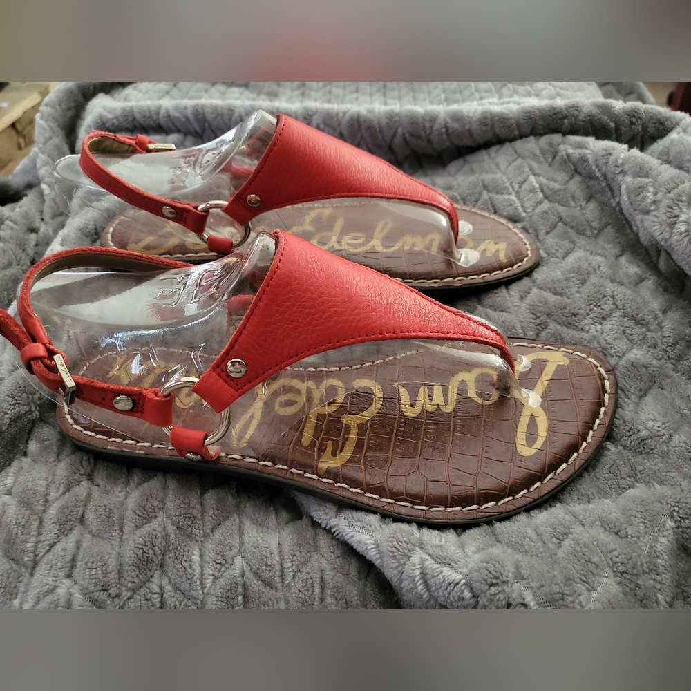 Sam Edelman Greta red leather thong buckle ankle strap sandal flats 6M